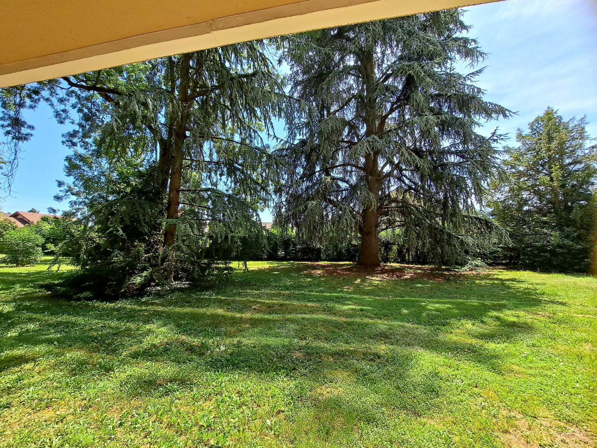 Apartamento Le Duc De Savoie Thonon Exterior foto